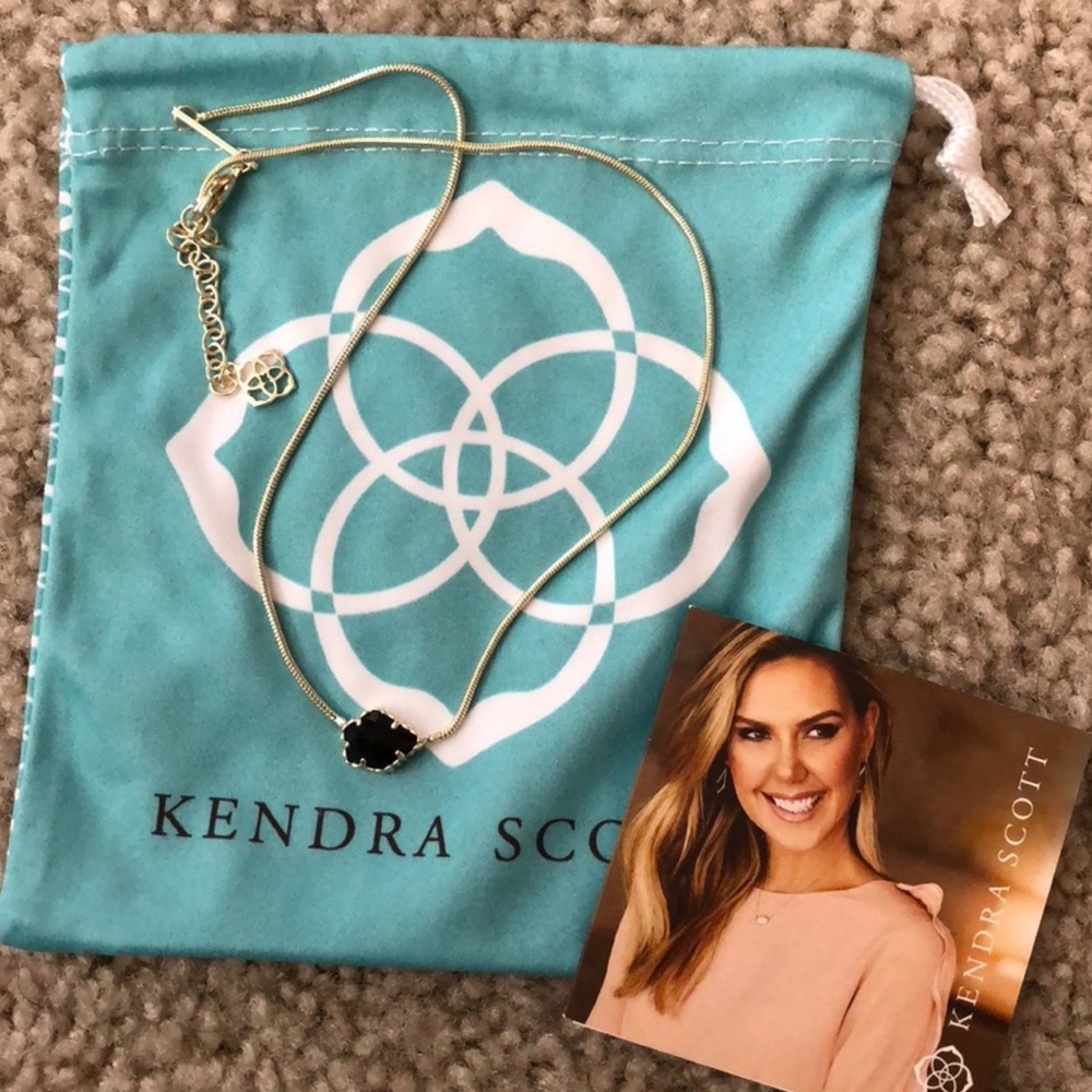 Kendra Scott Tess Black Pendant Necklace